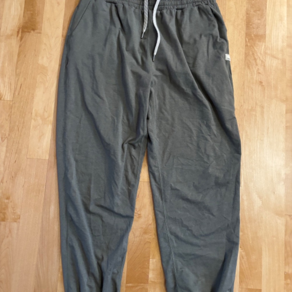 Vuori Womens pants